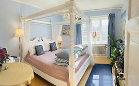 Esmaralda'S Bed & Breakfast